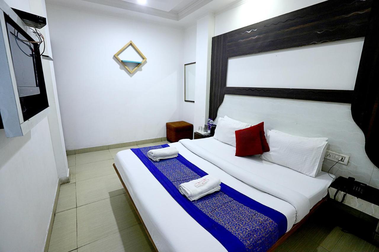 Hotel Nityaa Suites New Delhi Luaran gambar