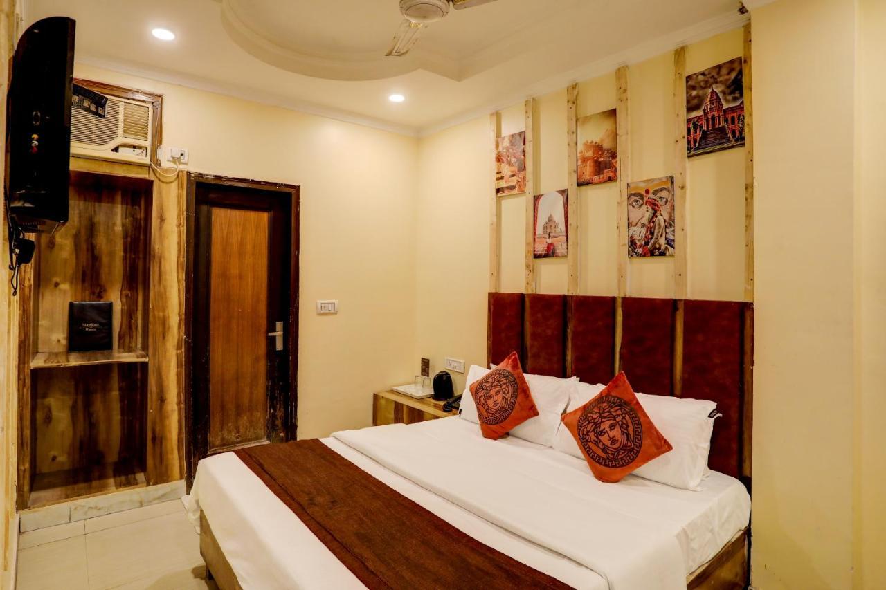 Hotel Nityaa Suites New Delhi Luaran gambar