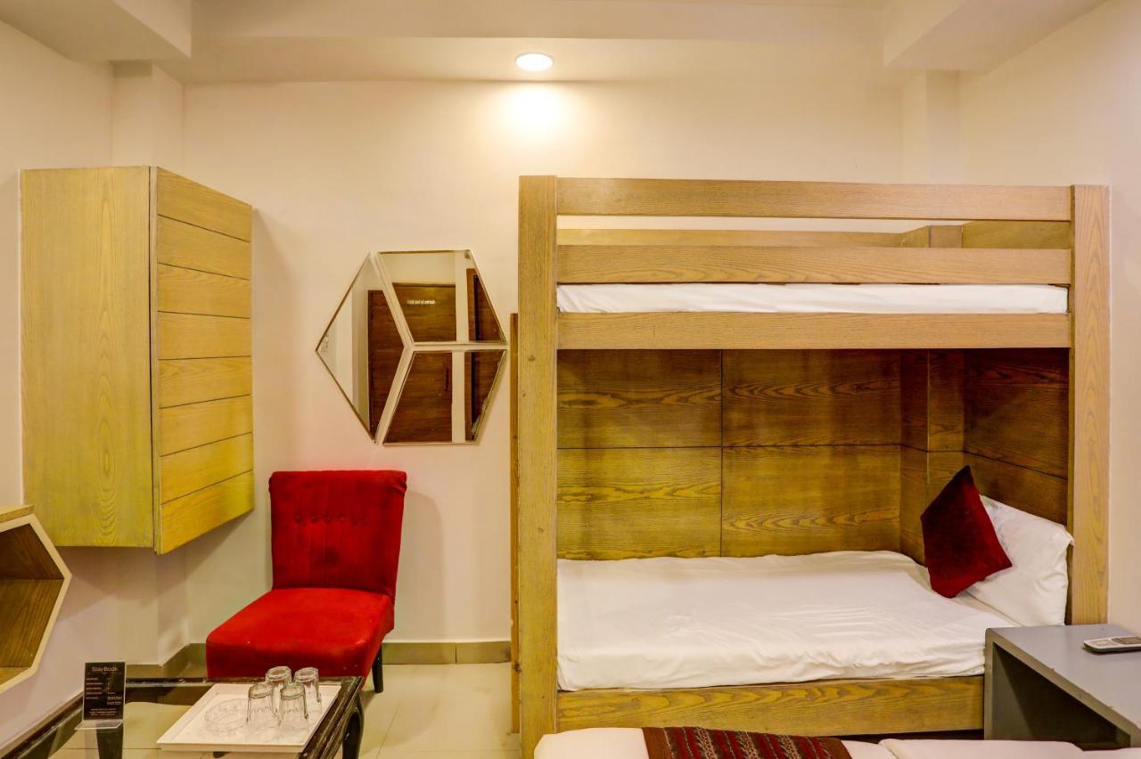 Hotel Nityaa Suites New Delhi Luaran gambar