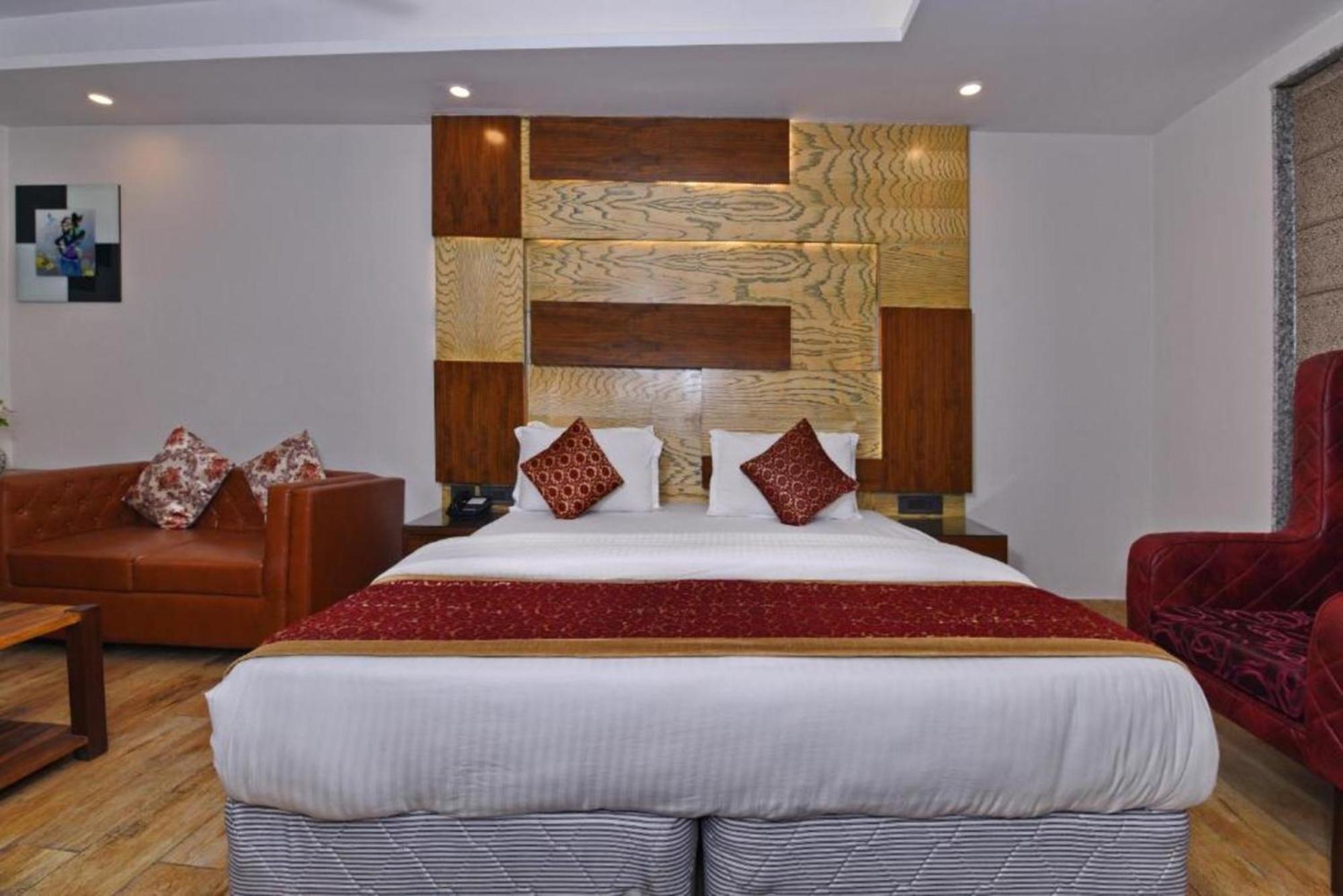 Hotel Nityaa Suites New Delhi Luaran gambar
