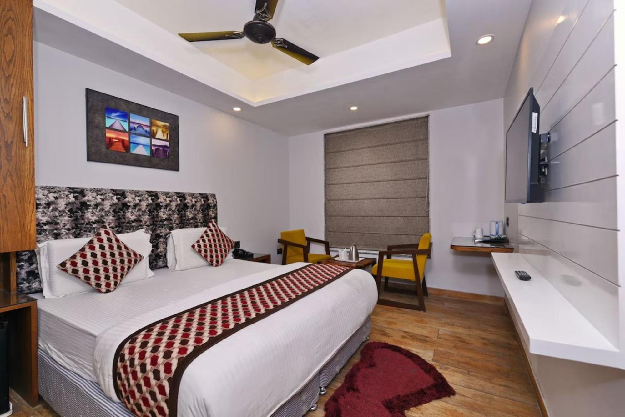 Hotel Nityaa Suites New Delhi Luaran gambar